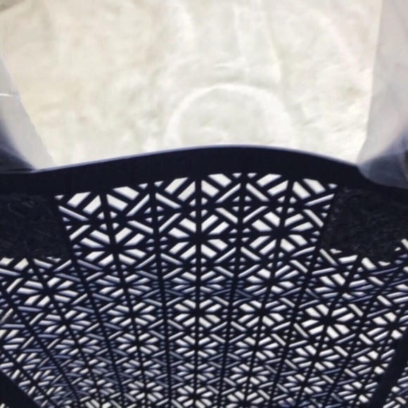 Tory Burch Tote Purse Beach Bag Handbag Perforated - Picture 5 of 5